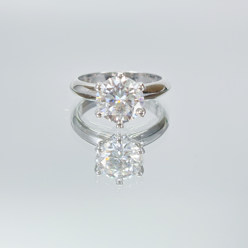 Crystal (T-brand classic six-claw)