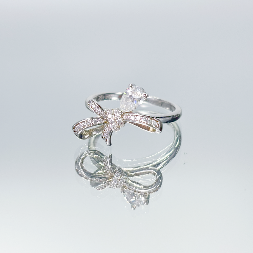 Water Droplet Bowknot