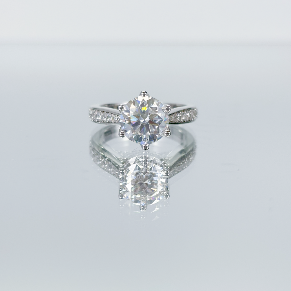 Crystal (Luxurious six-prong)