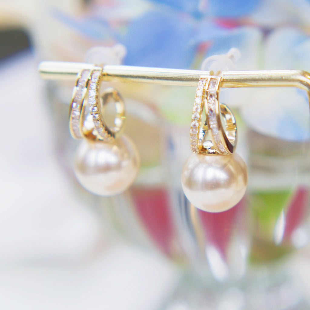 Golden Pearls Earrings