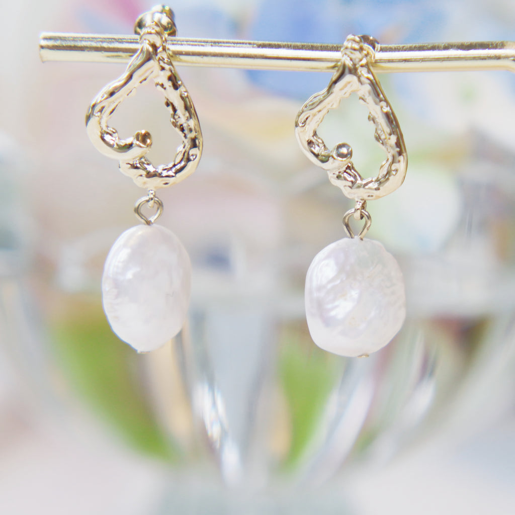 Asymmetrical Pearl Earrings
